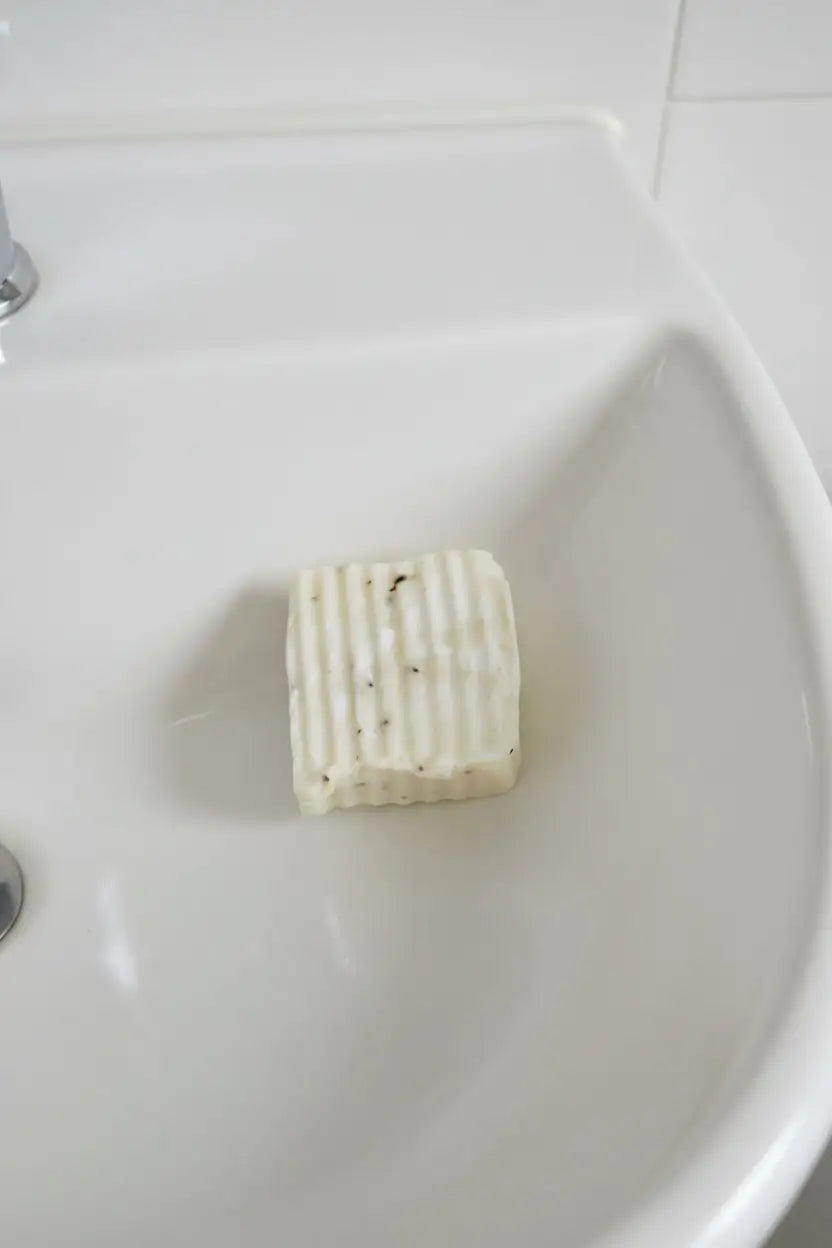 Leminte soap in sink